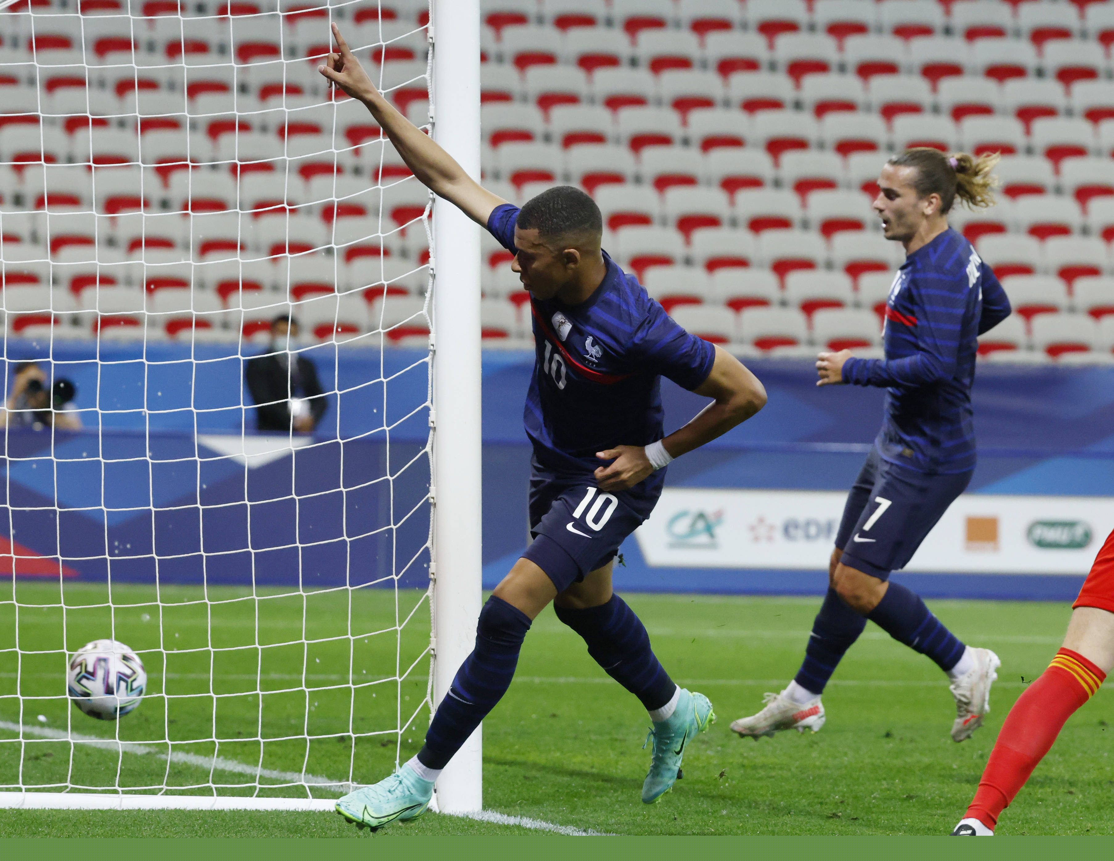 气比十几个 气比十几个