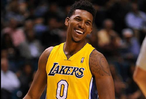 能回到巴萨 能回到巴萨